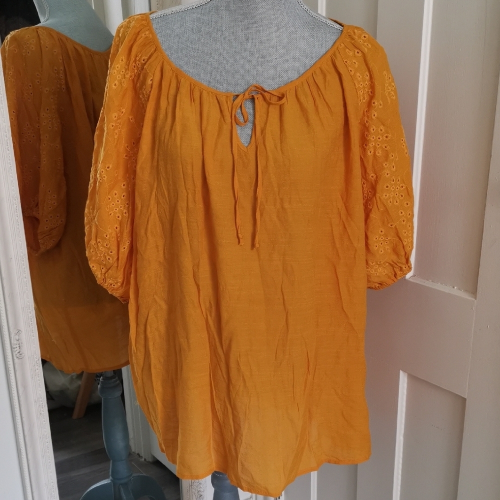 COMO BLU peasant cottagecore puff balloon sleeve blouse keyhole front Mustard 2X